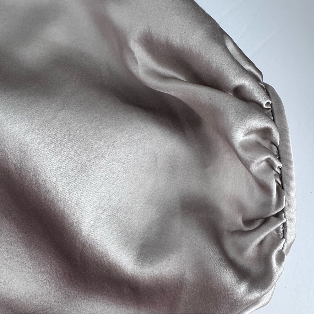 Acrobat Women's Silver 100% silk Blouse sz S - Picture 4 of 8